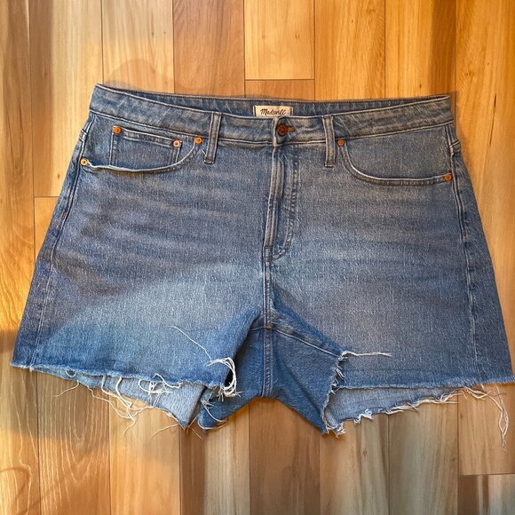Madewell The Curvy Perfect Cutoff Denim Shorts (Swanset Wash) - Picture 1 of 9